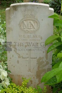 TRINCOMALEE WAR CEMETERY - BLAKE, HENRY GEORGE